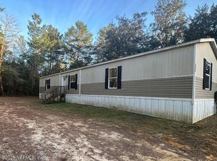 326 Gloria Ave, Interlachen, FL 32148