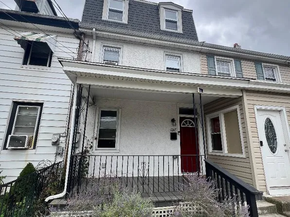 1218 Radcliffe St, Bristol, PA 19007