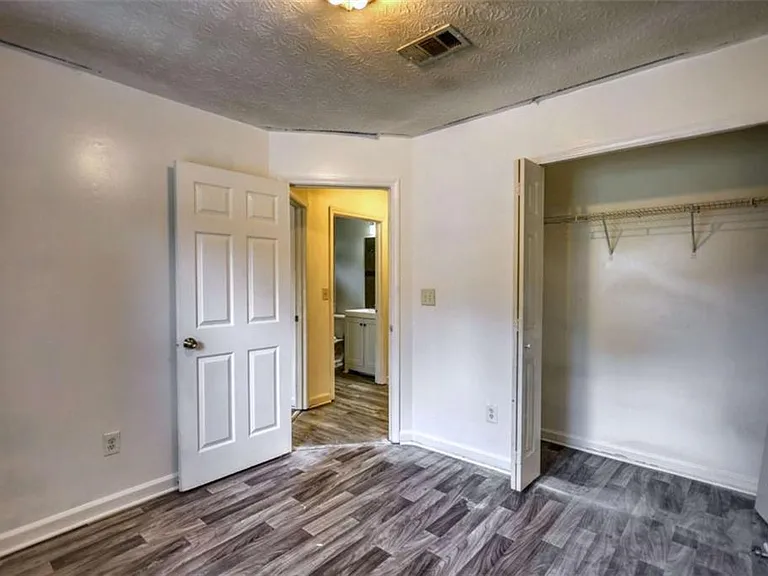 2119 Briar Glen Ln SW — Photo 26