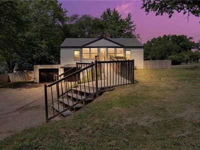 4000 Crescent Ave, Kansas City, MO, 64133