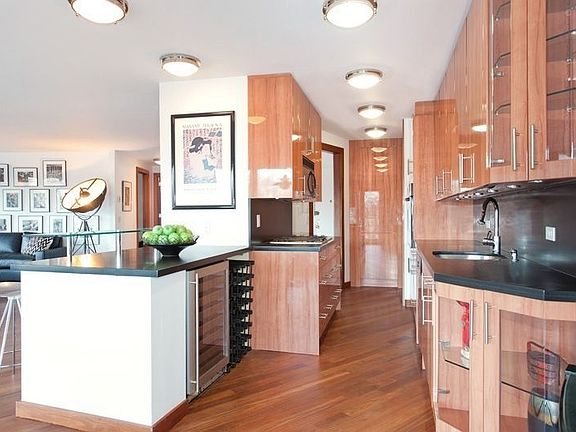 4th image of 200 Central Park S APT 5B