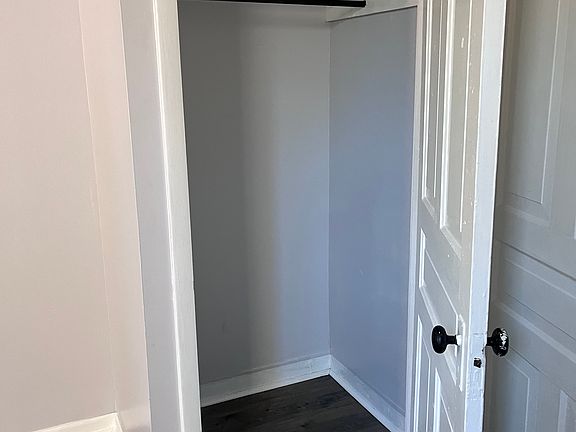 5th image of 524 W 5th St #1