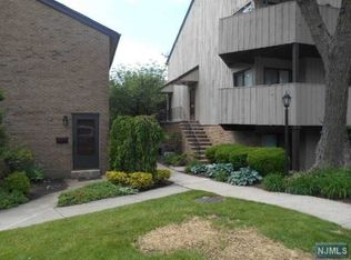 2179 Ellery Ave #B, Fort Lee, NJ 07024