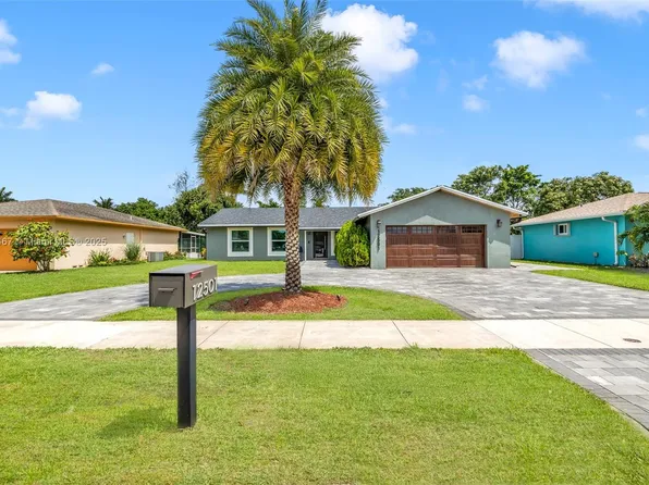 12501 SW 10th Ct, Davie, FL 33325