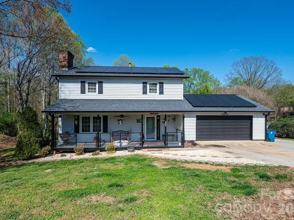 3229 15th Ave NE, Conover, NC 28613