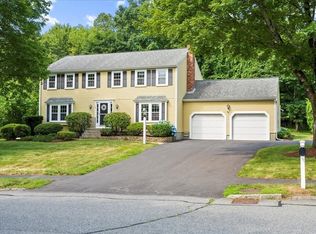 12 Lantern Ln, Shrewsbury, MA 01545