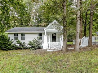 98 Mountainside Dr E, Dawsonville, GA 30534