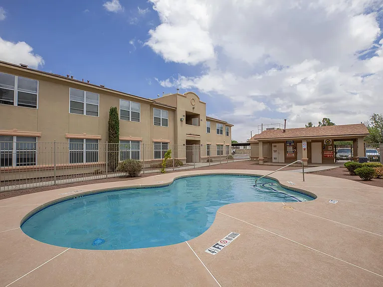 Desert Villas — Photo 17
