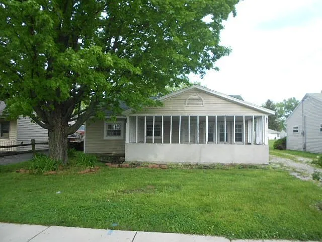 356 Franconia Ave photo 1