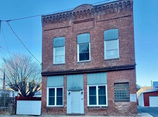 40 W Railroad Ave, Craigsville, VA 24430