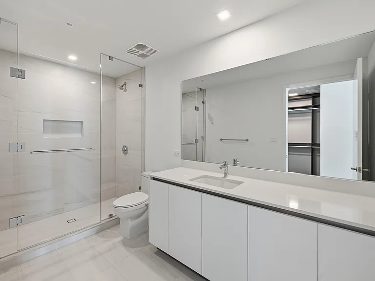 900 N Ocean Blvd #802 — Photo 31