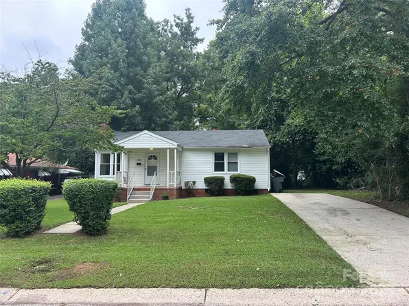 1004 Druid Cir, Charlotte, NC 28206