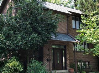 2038 Dundee Rd, Rockville, MD 20850