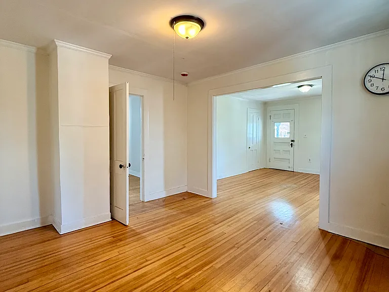 25 Center St #3 — Photo 11