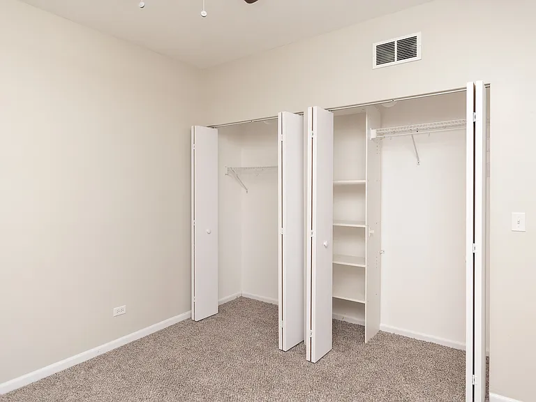 4906 N Springfield Ave #G — Photo 12
