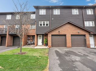 1755 Rathburn Rd E #20, Mississauga, ON L4W2M8
