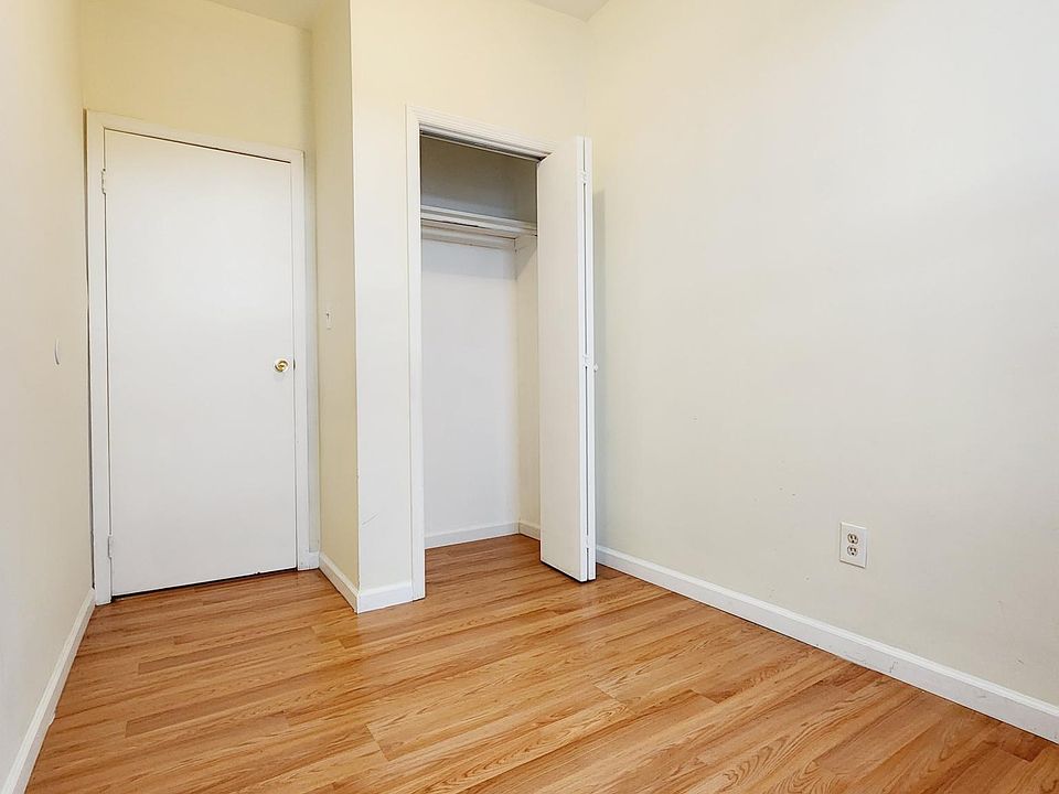 2nd image of 90 W 20th St APT 1