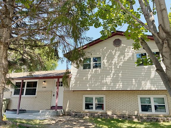 2nd image of 2180 Westcliff Dr