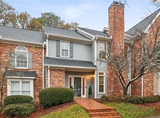 314 River Glen Dr, Roswell, GA 30075