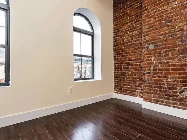 1868 Madison Street image 1 of 15