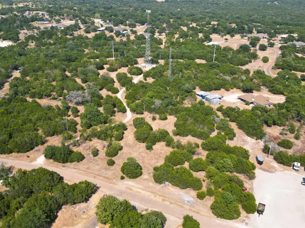 406 Rocky Rd, Gatesville, TX 76528