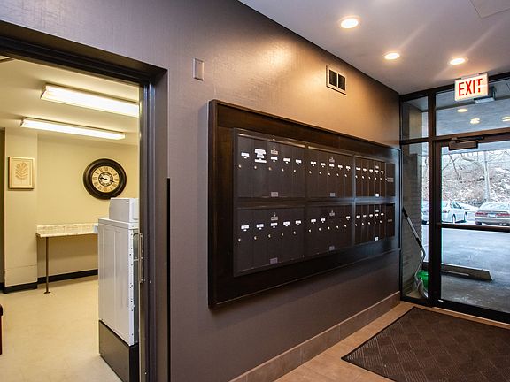 3rd image of 424 Park Ave APT 303