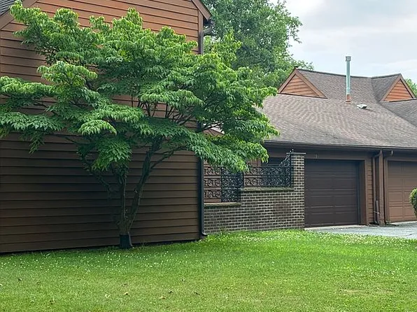 294 Higgins Dr, Baldwinsville, NY 13027