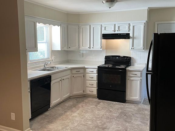 3rd image of 4322 Georgia Ave