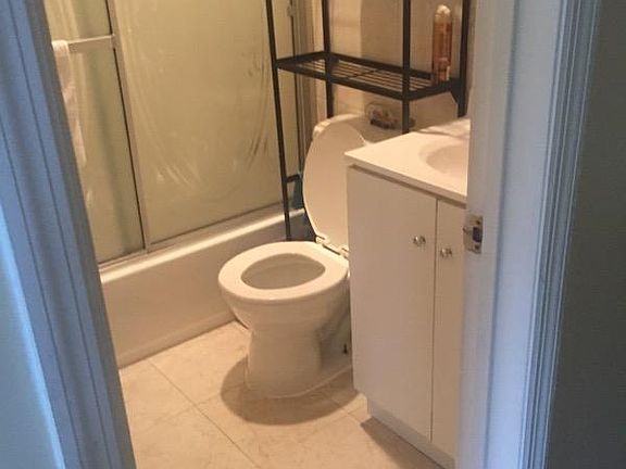 2nd image of 5928 60th Ave Floor 2