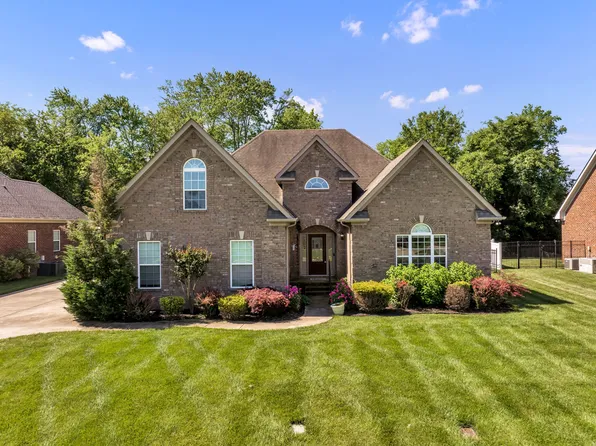 3339 Shady Forest Dr, Murfreesboro, TN 37128