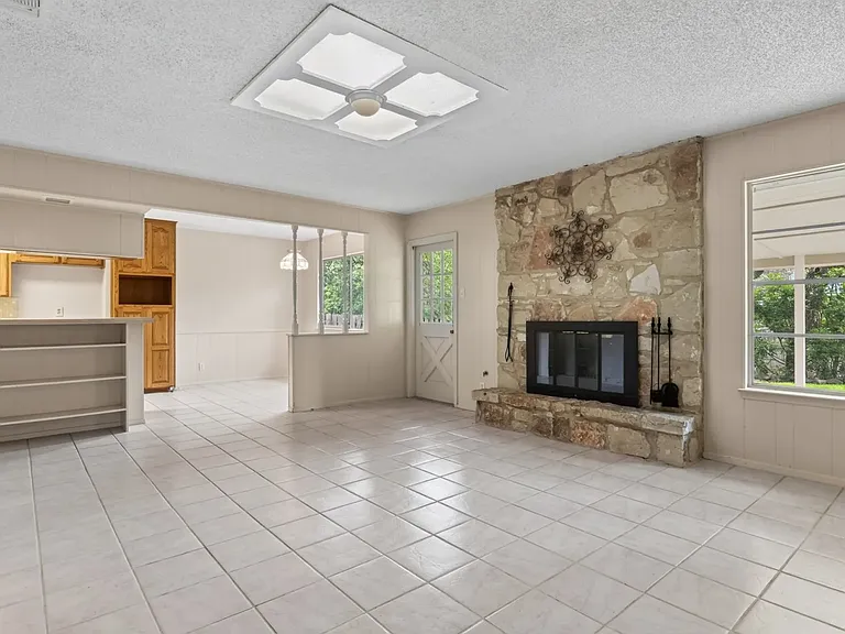 143 Forrest Trl — Photo 10