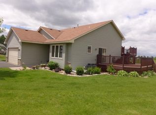 497 Highland Dr, Ellsworth, WI 54011