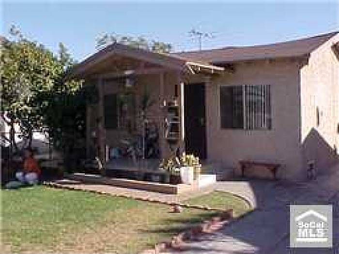 1st image of 3520 E 55th St