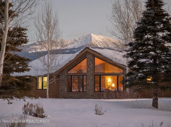100 E Sandreed Rd, Jackson, WY 83001