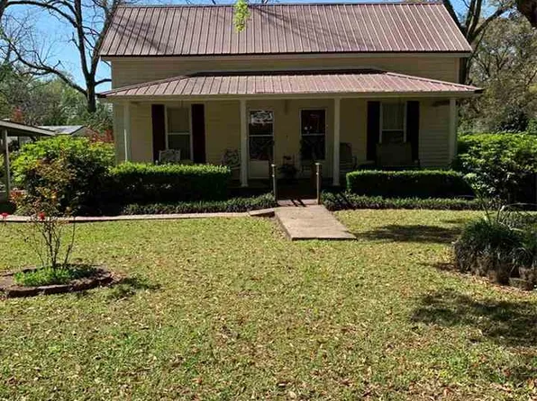 30 Seminole St, Lockhart, AL 36455