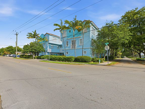 3rd image of 1705 Johnson Street #D