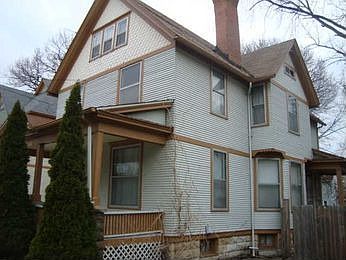1st image of 423 W Park Ave