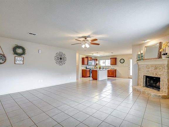 4th image of 3061 Wakecrest Dr