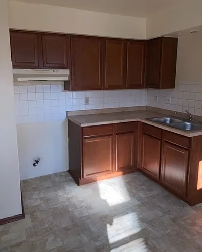 8521-8615A W Hampton Ave Photo 1