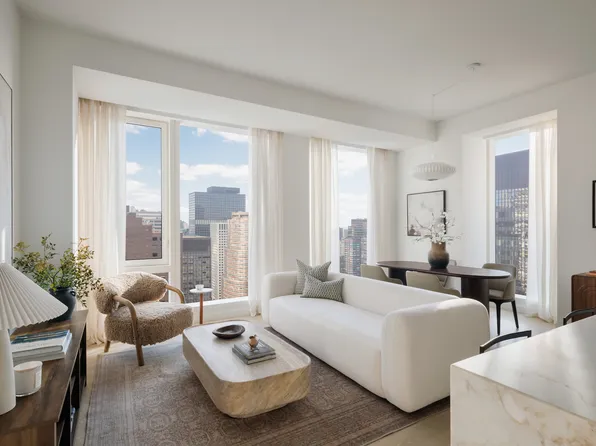 138 East 50th Street image 1 of 26