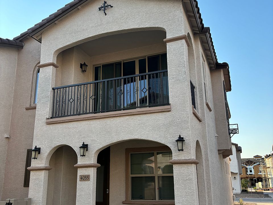 Corner lot