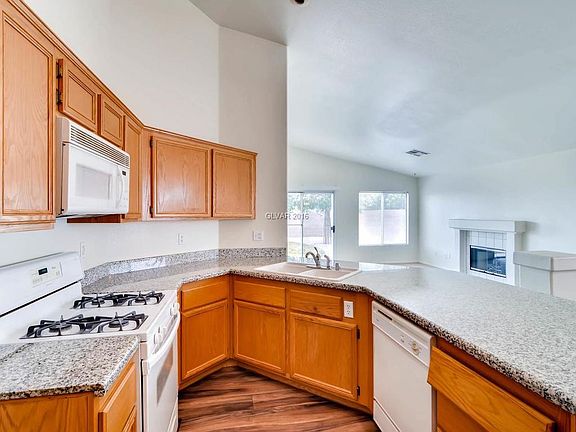 5th image of 1804 Crystal Glen Ct