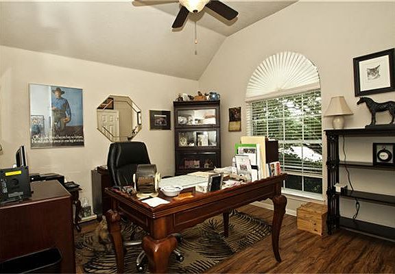 3rd image of 2510 Sunfish Dr