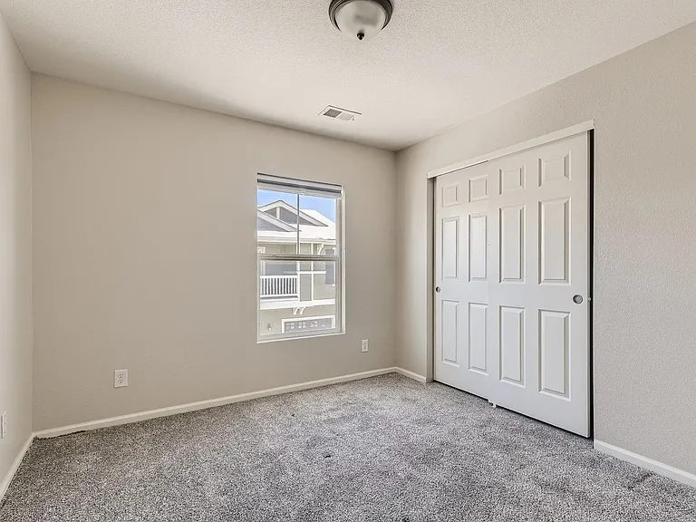 17101 Waterhouse Cir #E — Photo 8