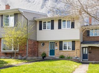 920 Walkley Rd, Ottawa, ON K1V6R5
