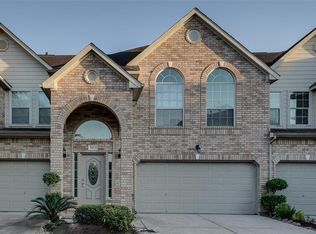 7611 S Linpar Ct, Houston, TX 77040