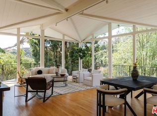 7229 Senalda Rd, Los Angeles, CA 90068