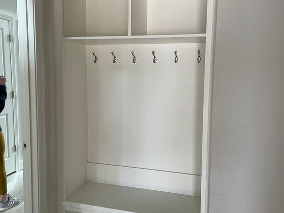 5th image of 2606 Graham Ln