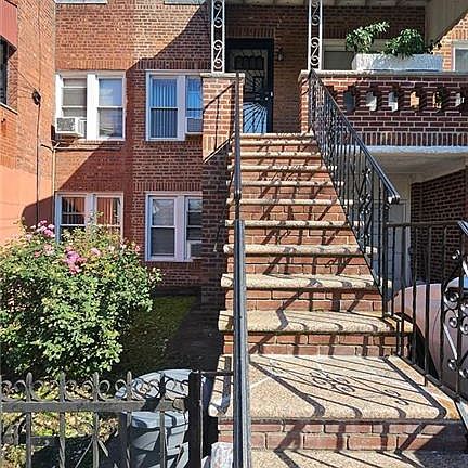 5th image of 77 Bay 38th St
