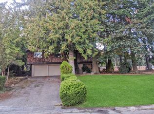 3470 NE Partridge Hollow Rd, Bremerton, WA 98310